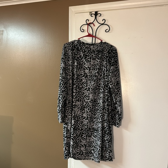 Animal print sleepwear. - Picture 4 of 5